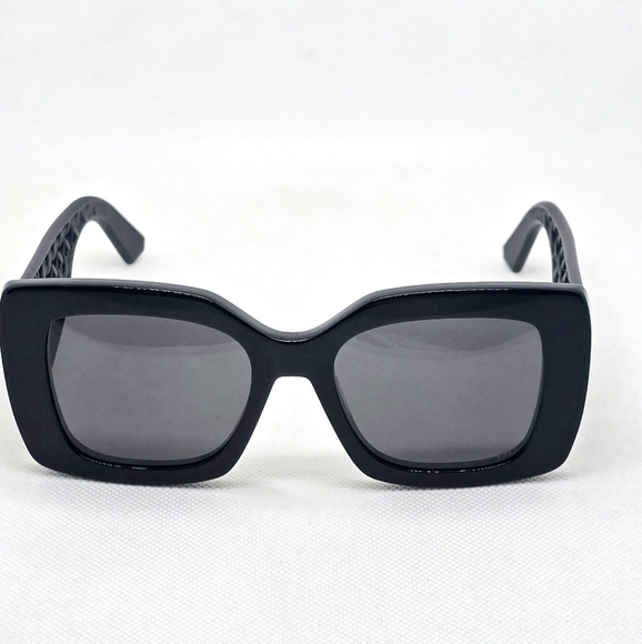 DIOR Chic Black Square Sunglasses - Picture 2 of 9